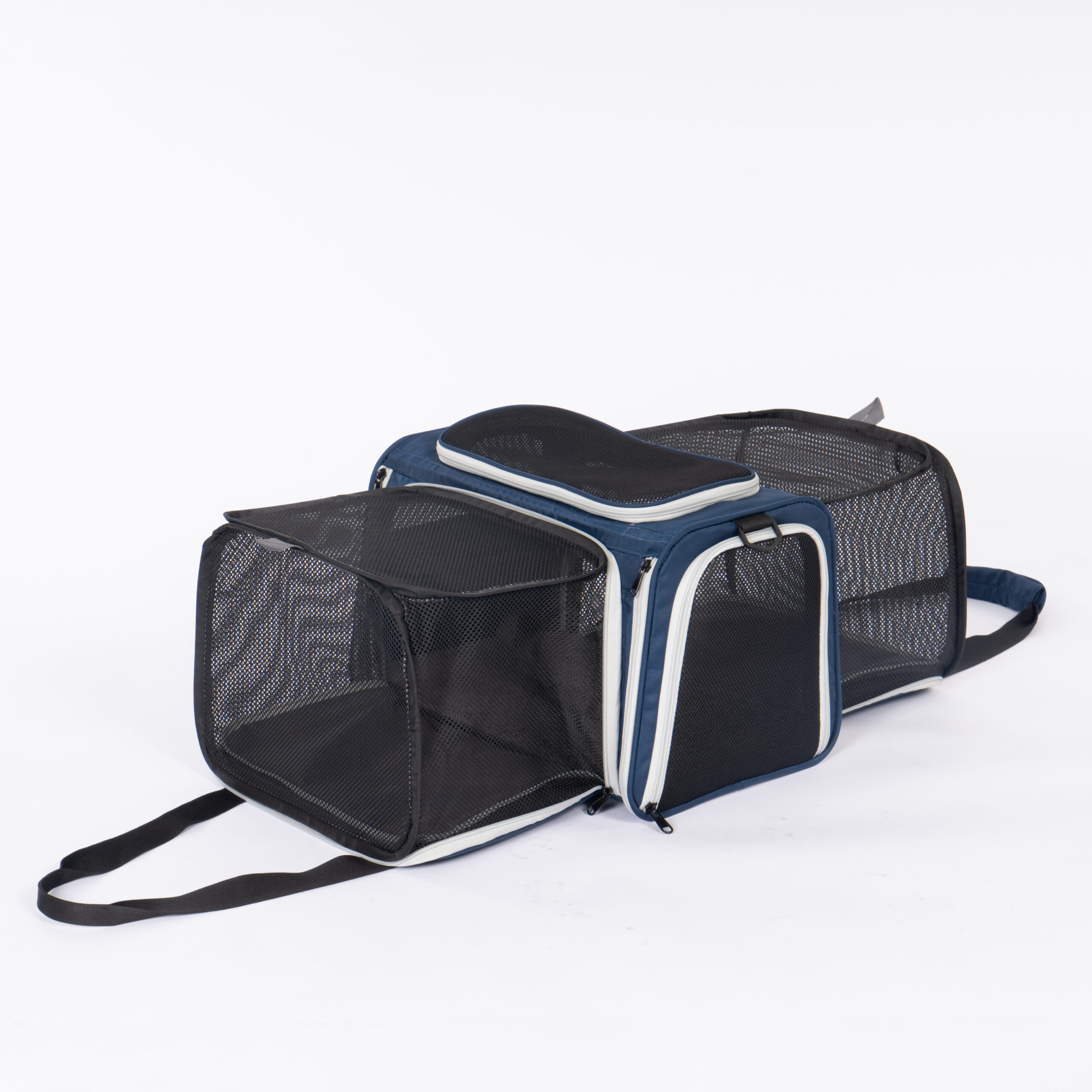 Kenzo Voyager Max Cat Carrier - Image 4